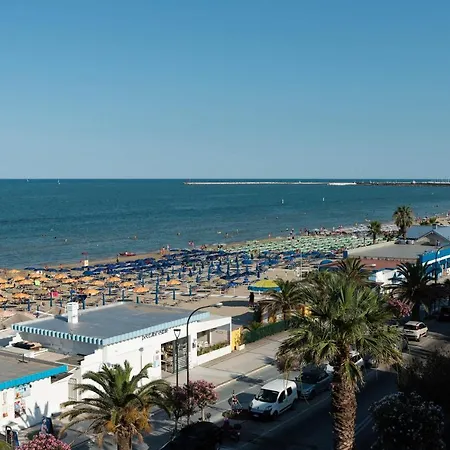 Hotel Paradiso 3*