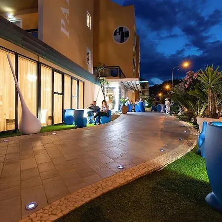 Paradiso Hotel