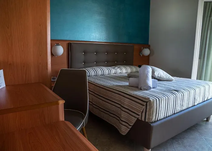 Hotel Paradiso