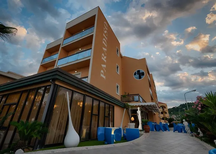 Paradiso Hotel